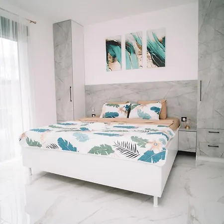 Villa Maison De Luxe Laktasi